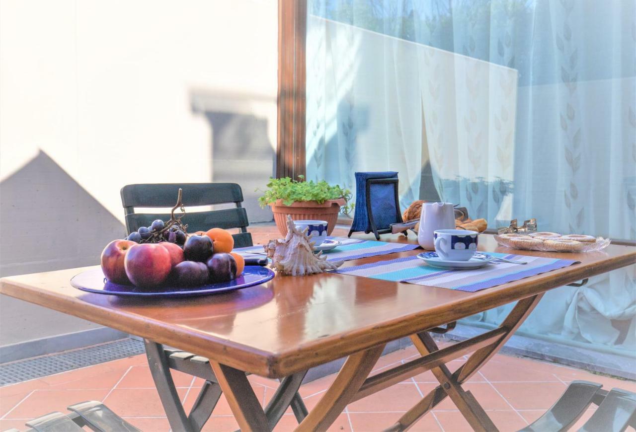 B&B Villa Apuana Marina Di Carrara Dış mekan fotoğraf
