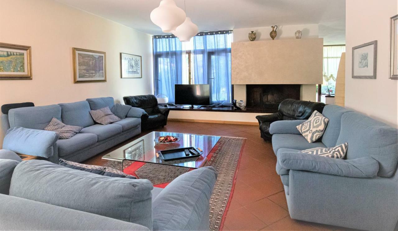 B&B Villa Apuana Marina Di Carrara Dış mekan fotoğraf